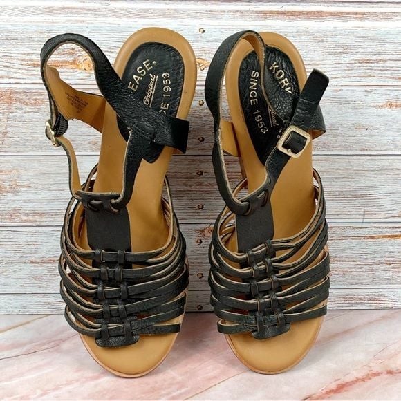 Kork-Ease The Pepper Strappy Black Leather Sandals in Black Size 8
