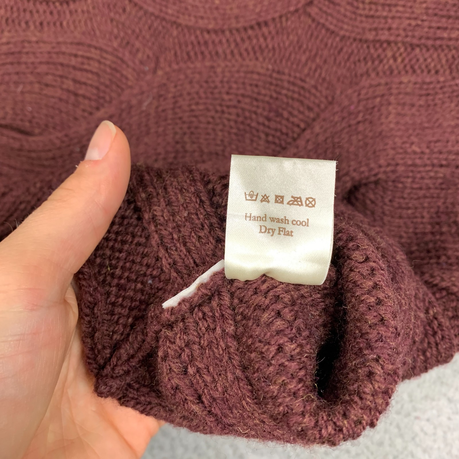 Peregrine Sweater Womens S 3D Knit Brown Made in England 100% Wool Cable Wavy