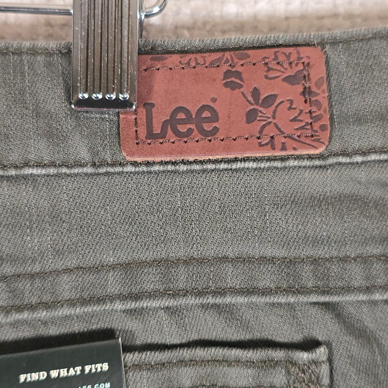 Lee Womens Relaxed Straight Leg Pants Charcoal Gray Stretch Size 16M 3052035