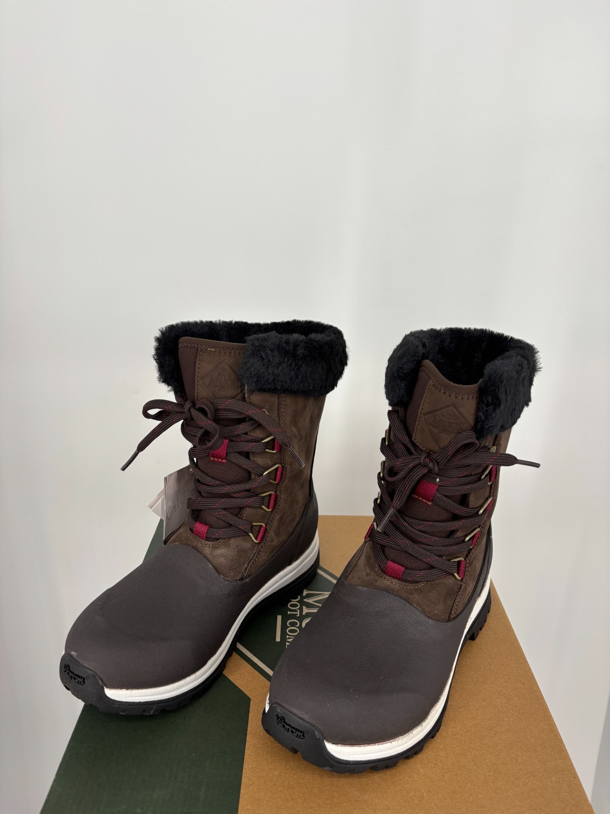 Arctic Apres Lace Mid AG Outdoor Winter Boot WALV-900 Womens 6 Brown Waterproof