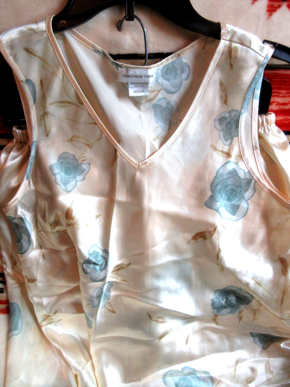 JONES NEW YORK SIZ M SILKY SLEEP SET SLVLESS TOP + BOTTOMS SRI LANKA RICH FLORAL