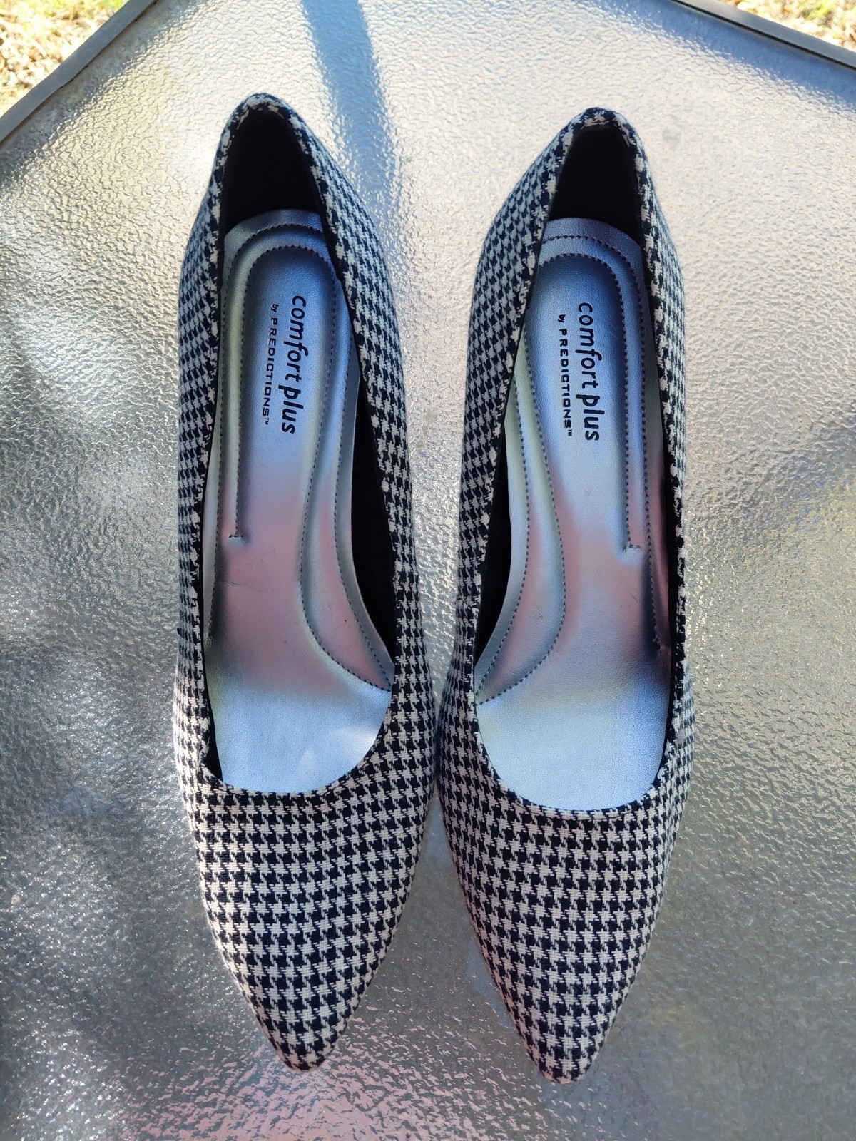 Comfort Plus Sz P Wide Heels Black And White