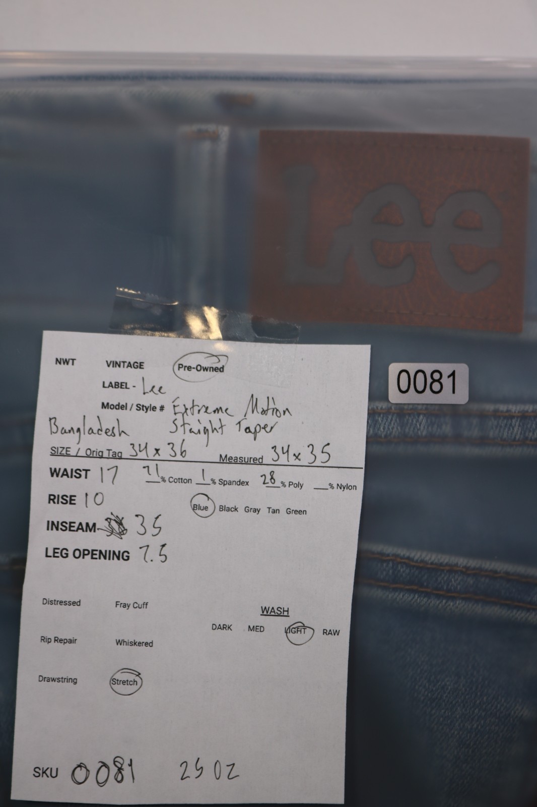 Lee Extreme Motion Straight Taper Men’s Jeans – Size 34Wx35L – Color Blue