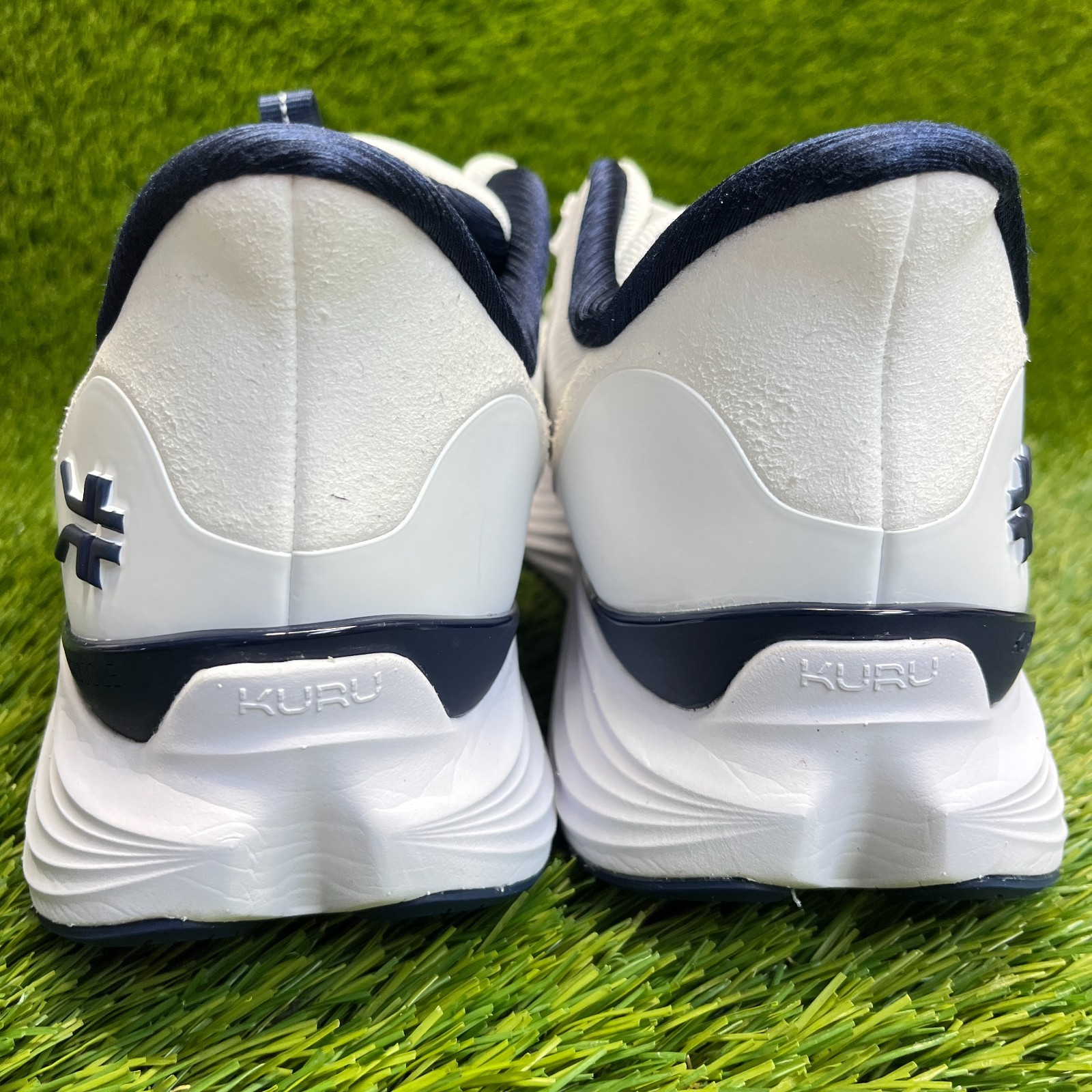 Kuru Atom 2 Mens Size 10.5 White Blue Athletic Running Walking Shoes Sneakers