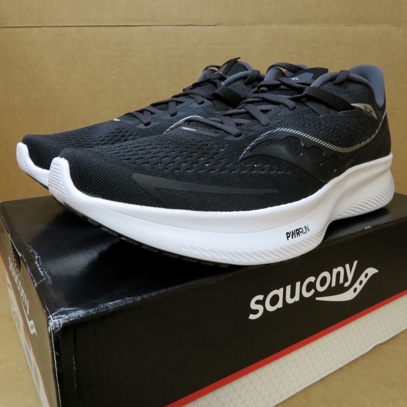 Saucony Ride 15 Running Shoes (Men’s Size 10.5 D)…Mostly Black Color