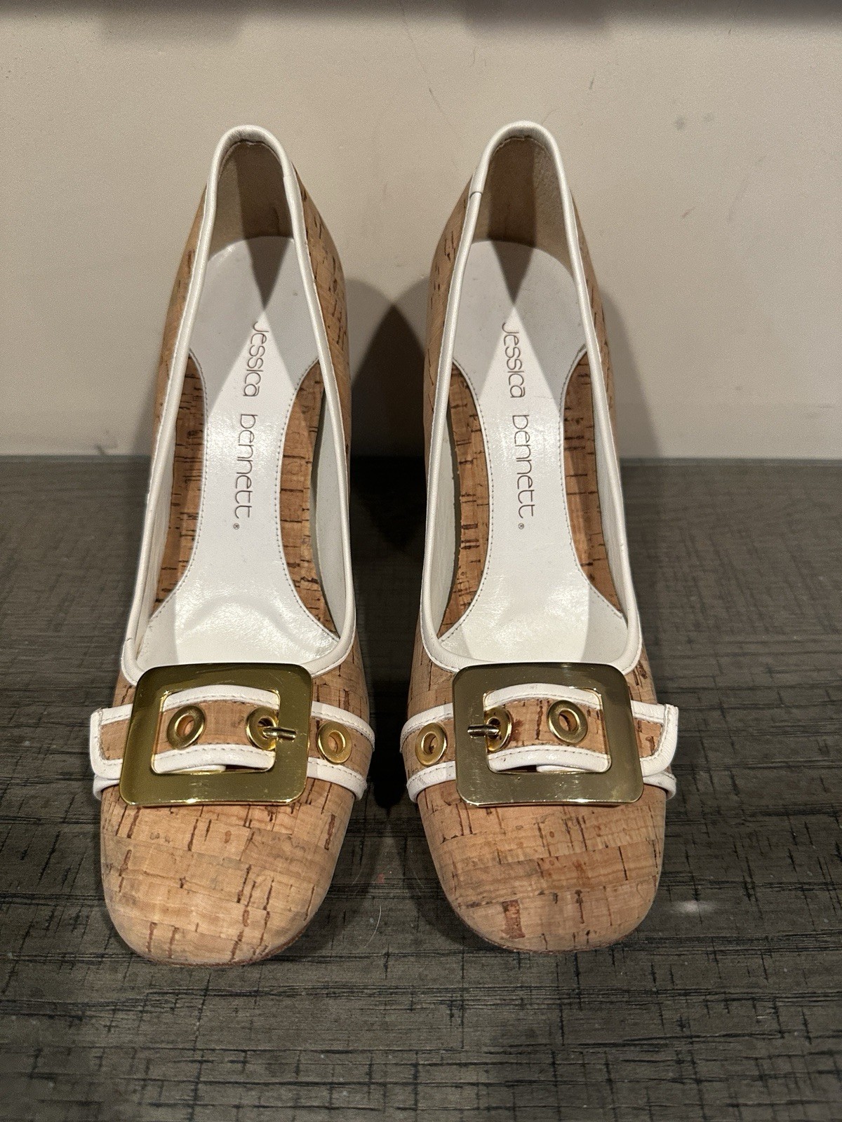 Jessica Bennett cork heels prominent gold tone buckle on the toe Women’s Size 8