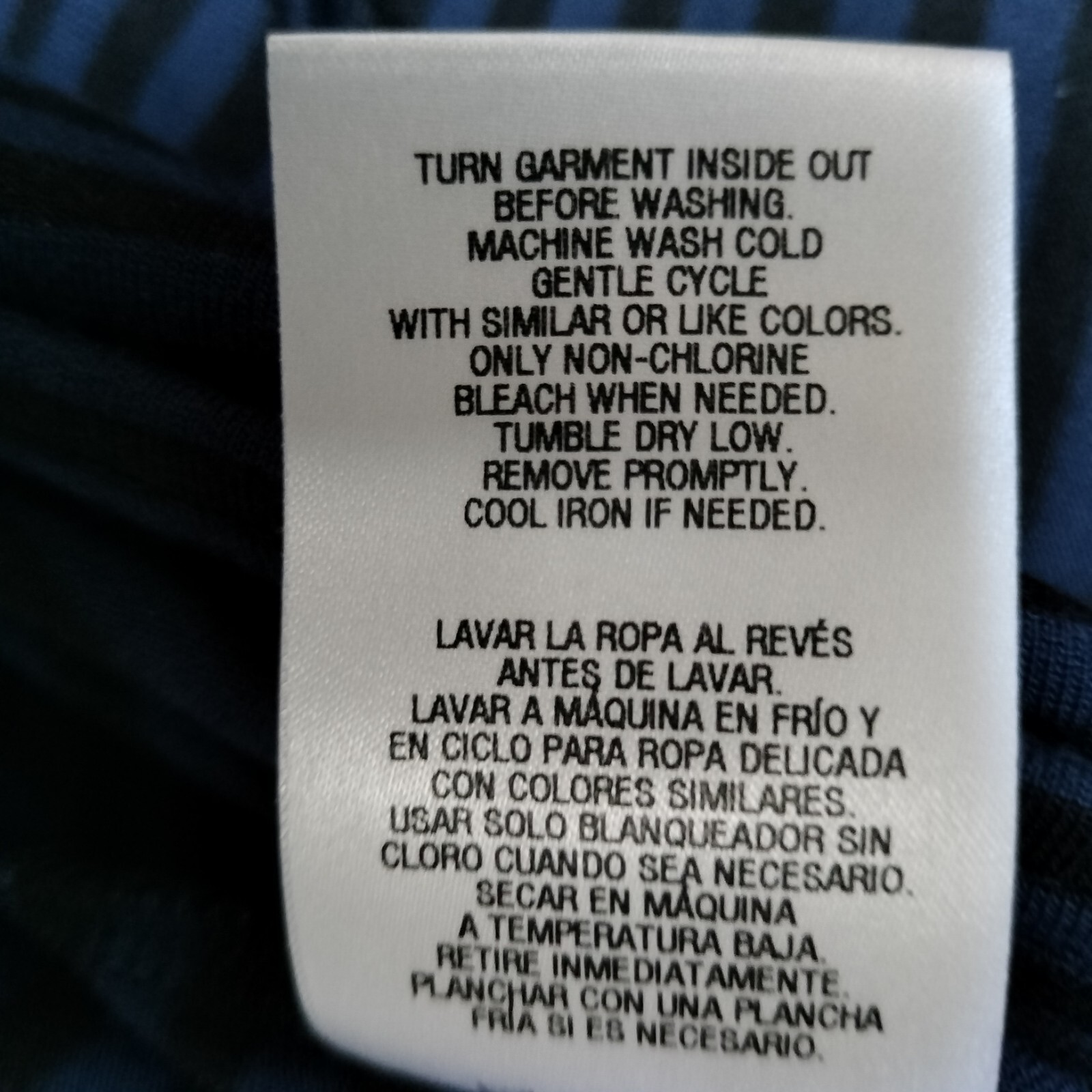 Simply Styled Blue Striped V Neck Shirt Womens Size XL Rayon Spandex Stretch Top