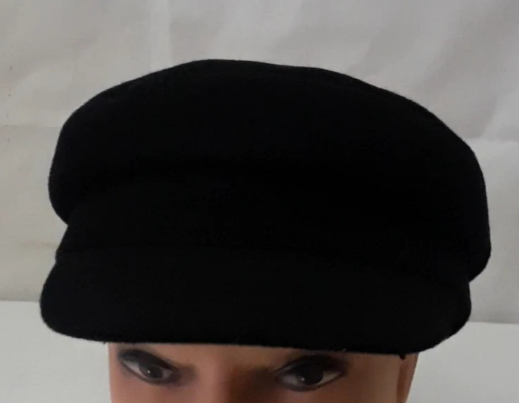 Newsboy Cap Classic Black Unisex Adjustable Satin Lining