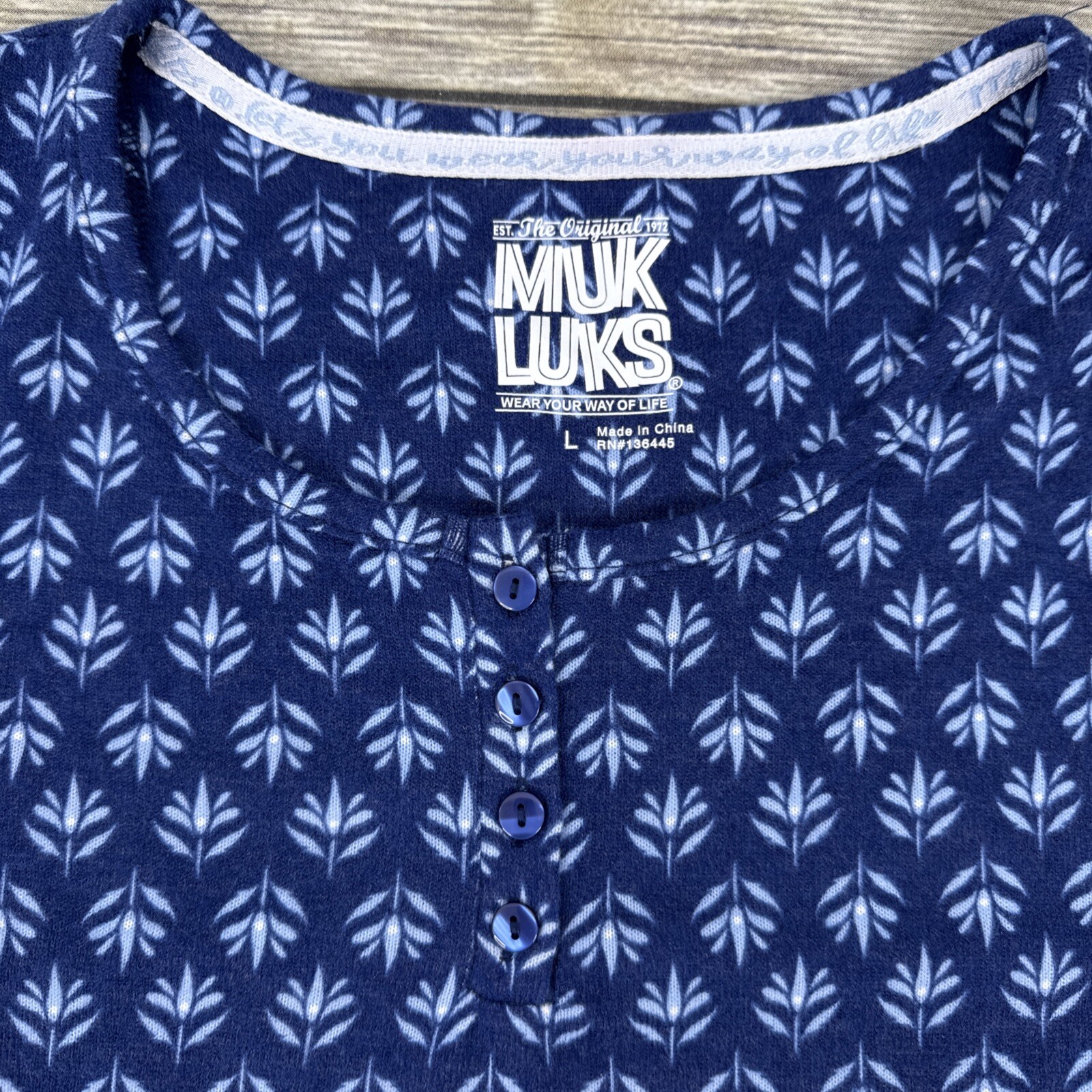MUK LUKS Hacci Knit Novelty Pajama Set With Eye Mask Size L Navy Lotus NEW
