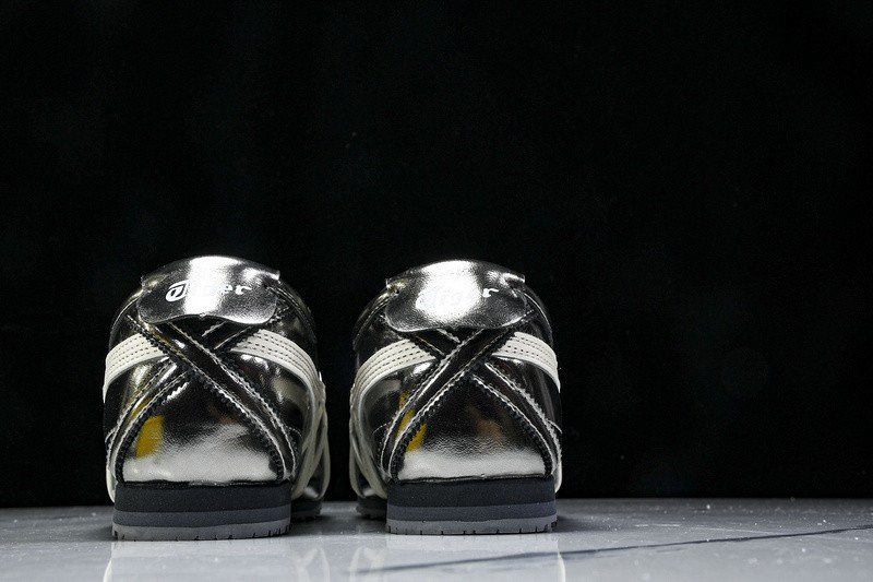 Onits*ka Tiger Mexico66SD Metallic Series Metropolis Cream 183C468-020 Size 4-11