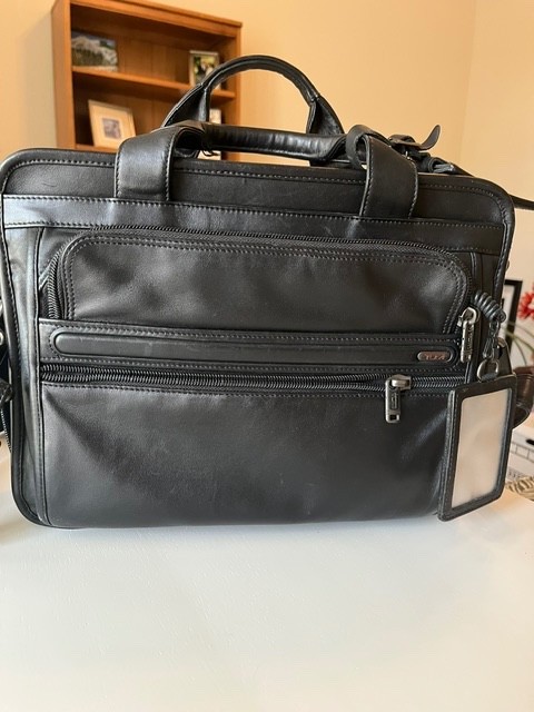 TUMI Alpha Gen 4.4 Nappa leather expandable laptop briefcase