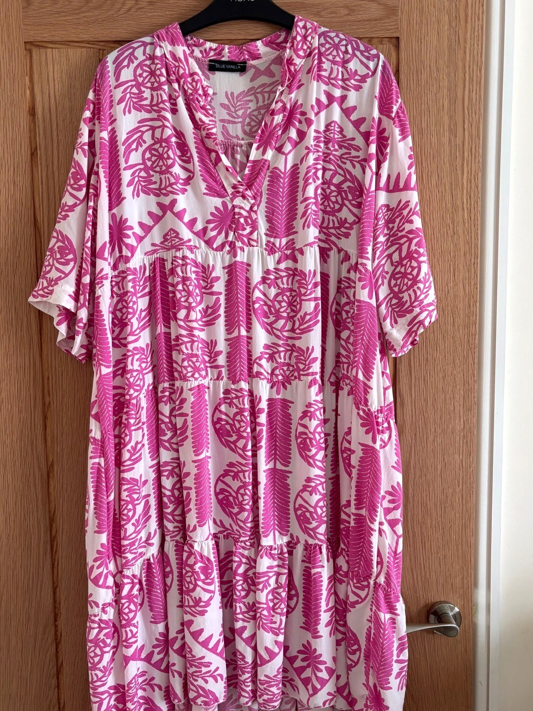 Blue Vanilla White & Pink Print Relaxed Fit Tiered Smock Dress, approx 22-24