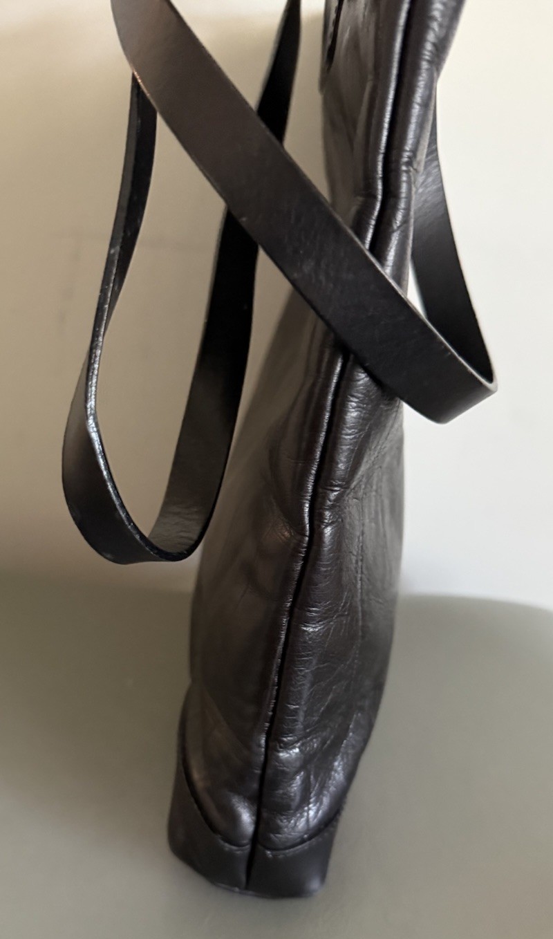 falor le borse croc embossed Black leather bag Italy EUC