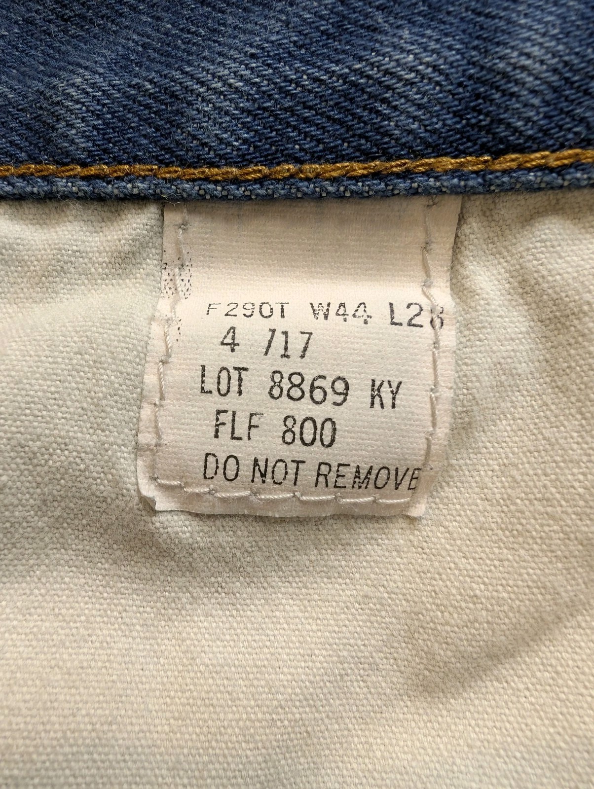 Tyndale FR Men’s Broken-In Relaxed Fit Blue Jeans F290T CAT 2 Denim 44 28 FRMC