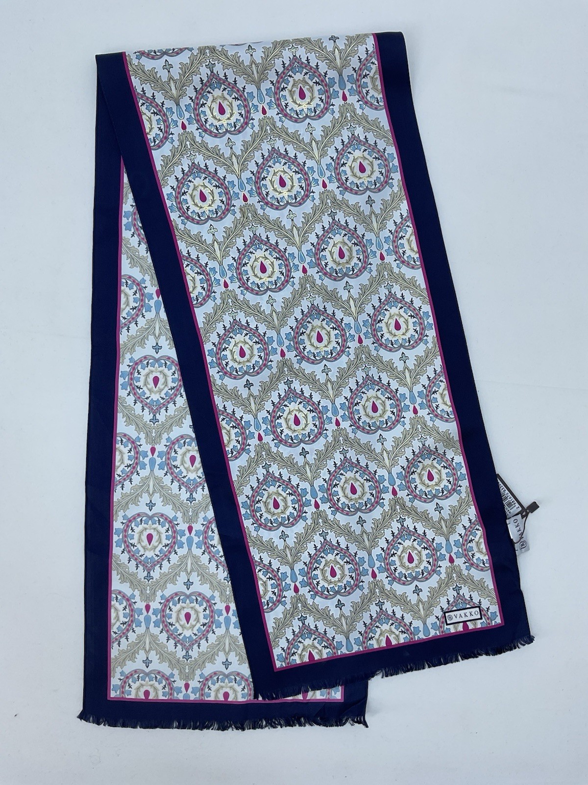 VAKKO women’s Delicate Floral Glittery Rectangle Satin Scarf 52″/11″ NEW.W.TAG #