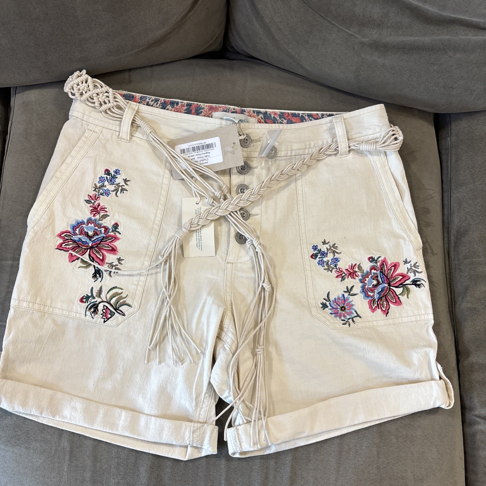Sundance Embroidered Shorts 6 Boho Button Fly Wildflowers Braid Belt $98 NWT