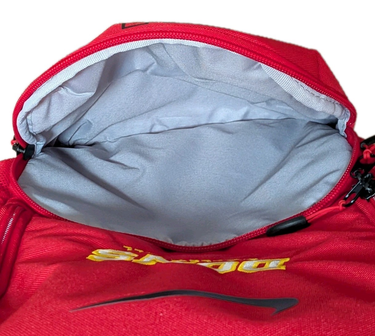 NIKE – Varsity Elite Backpack (32L) University Red Black Shoe & Ball Compartment