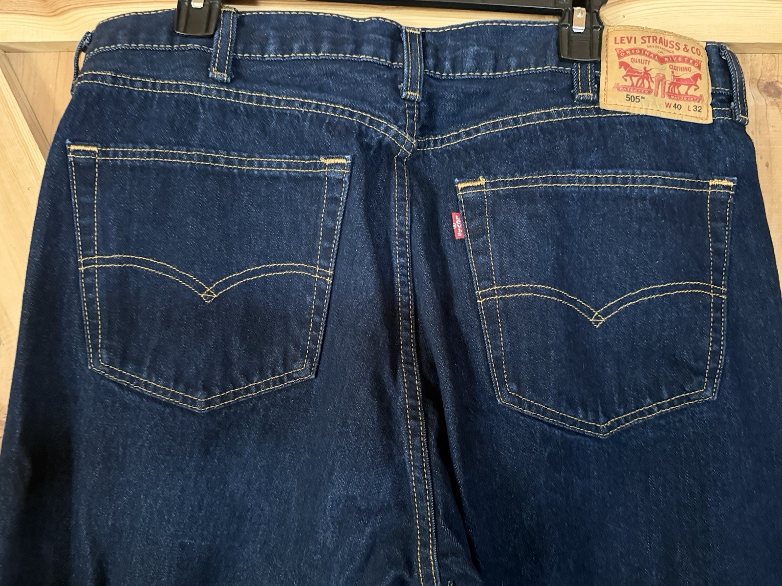 LEVI’S 505 Regular Fit Straight Leg Jeans Men 40×32 Dark Wash Cotton Denim