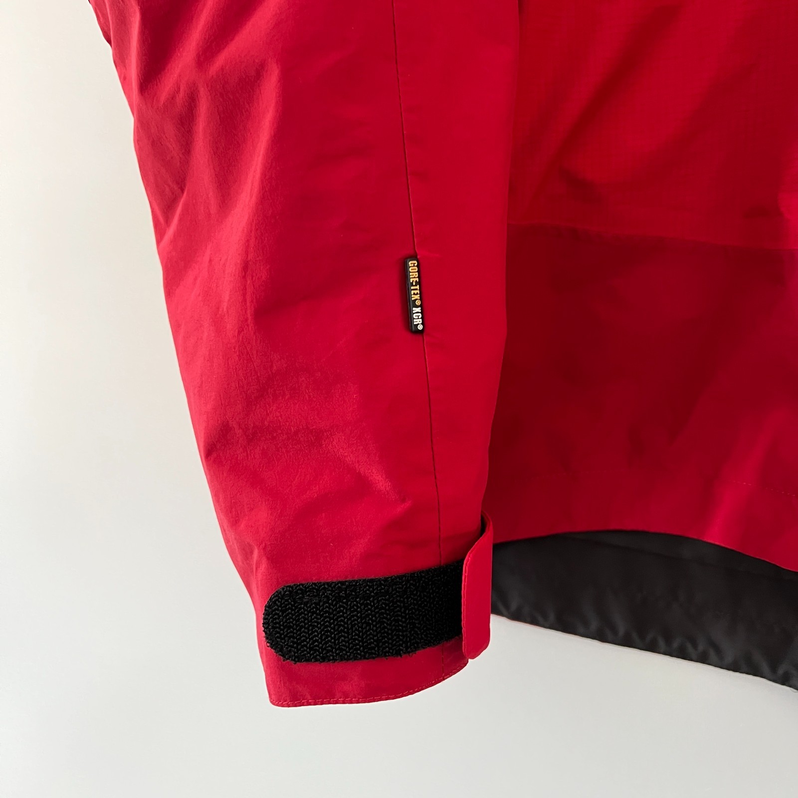Haglofs Gore-Tex XCR Jacket Red Hooded Waterproof Shell Coat Outdoor Mens Size L