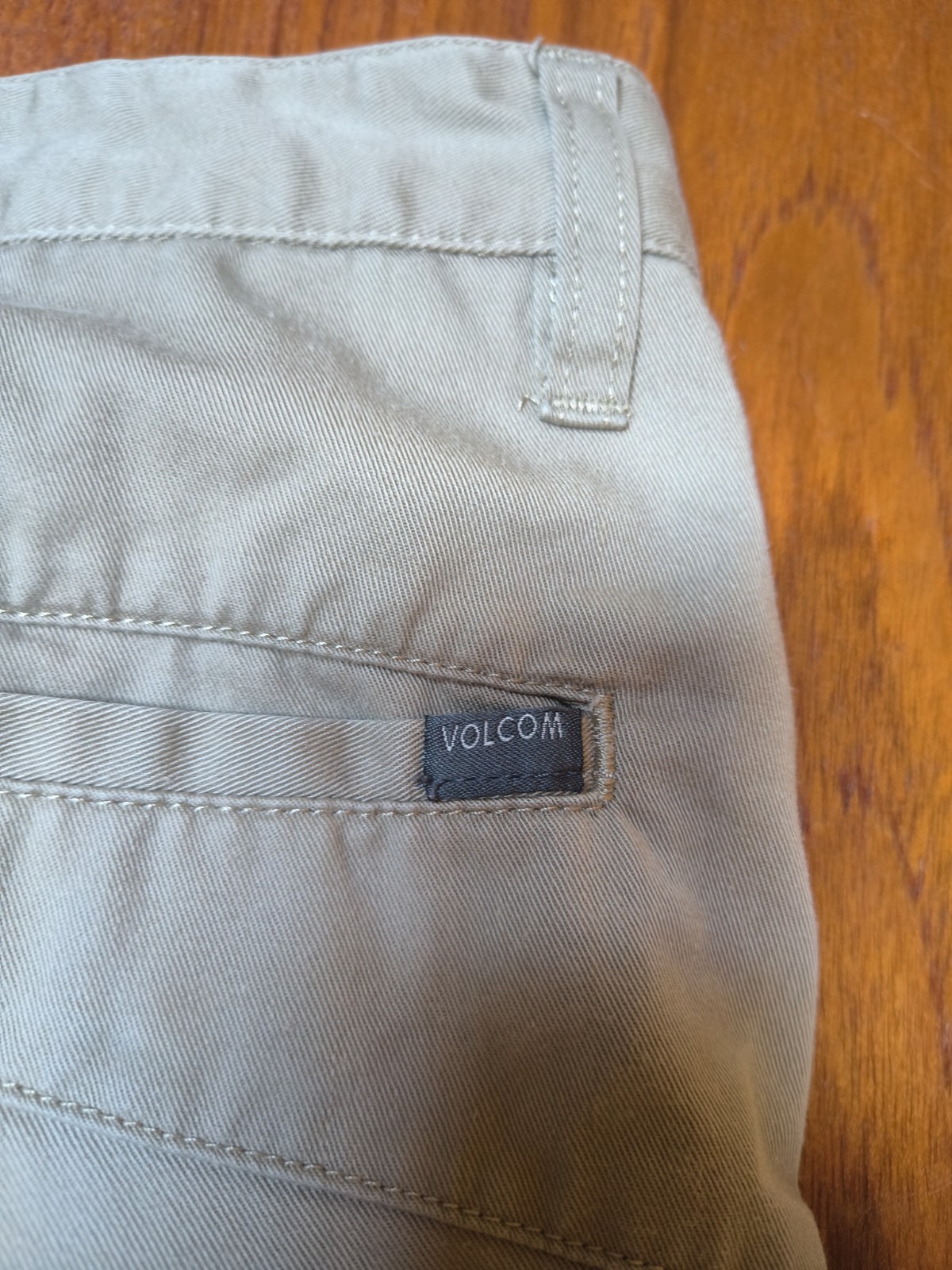 Volcom Men’s Shorts Sz 33