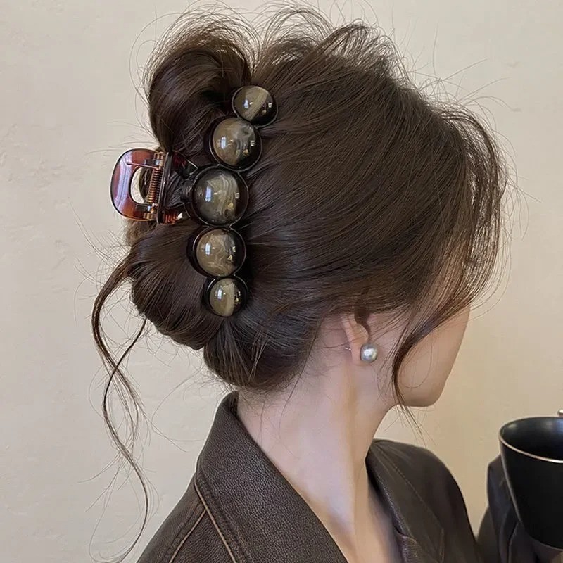 Retro Gradient Hair Claw 11cm Geometric Beaded Shark Clip Women Hair
