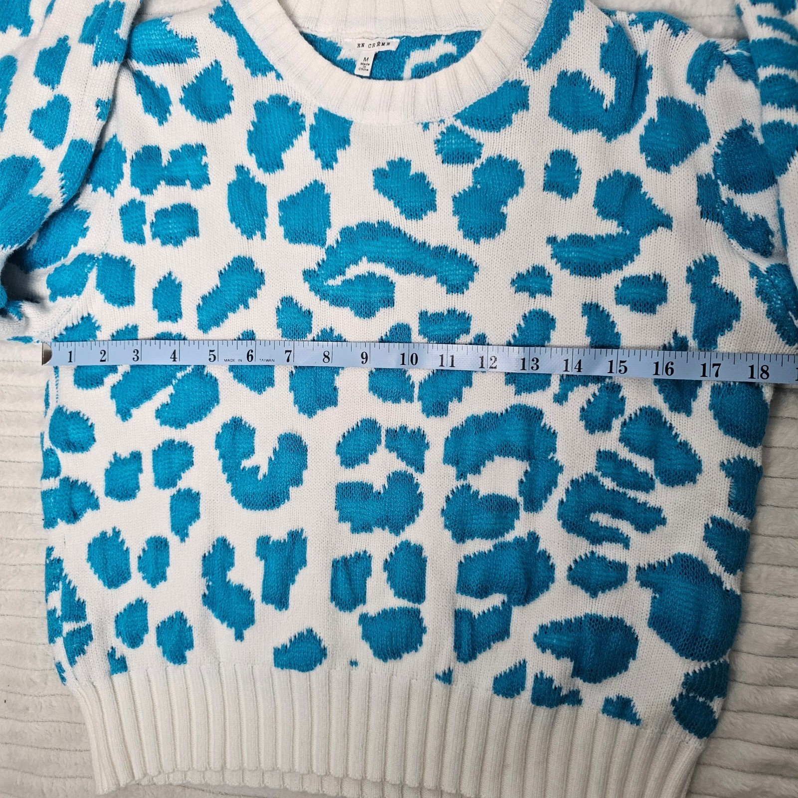 En Creme Womens Turquoise Leopard Print Crew Neck Bishop Sleeve Sweater Medium