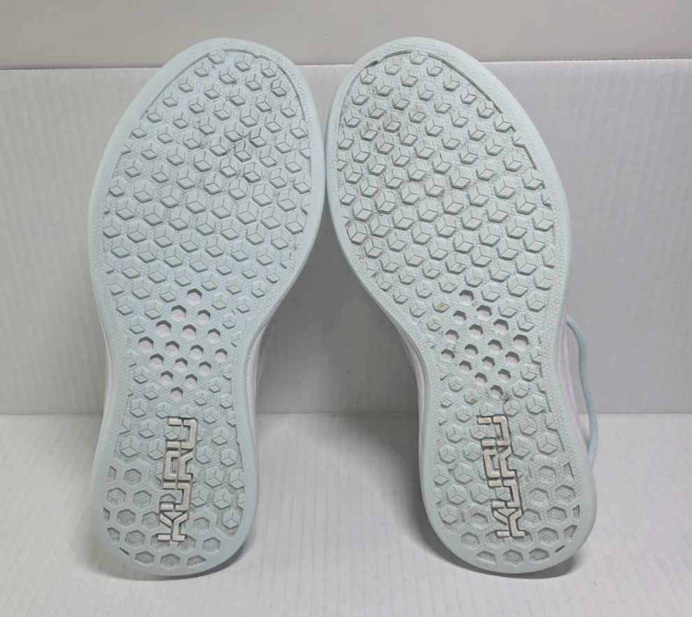 Kuru Atom Cloud Running Shoes – Bright White/Ice Blue – Women’s Size 7.5 Medium