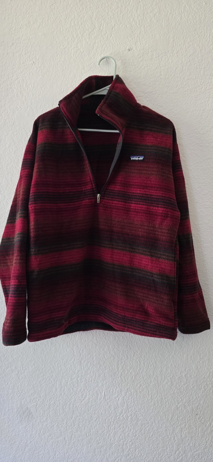 90s Vintage Patagonia Red/Black Striped 1/4 Zip Pullover Jacket Men’s Size S
