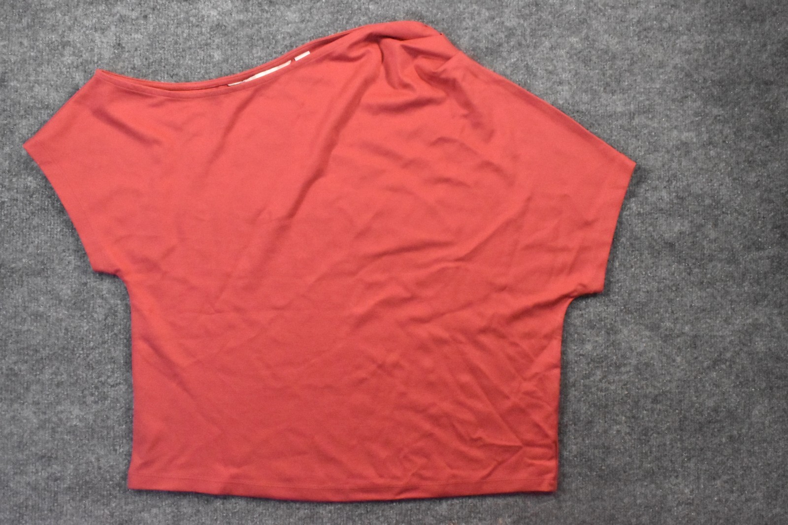 BEAUTIFUL by Lawrence Zarian Silky Ponte Flirty One Shoulder Top