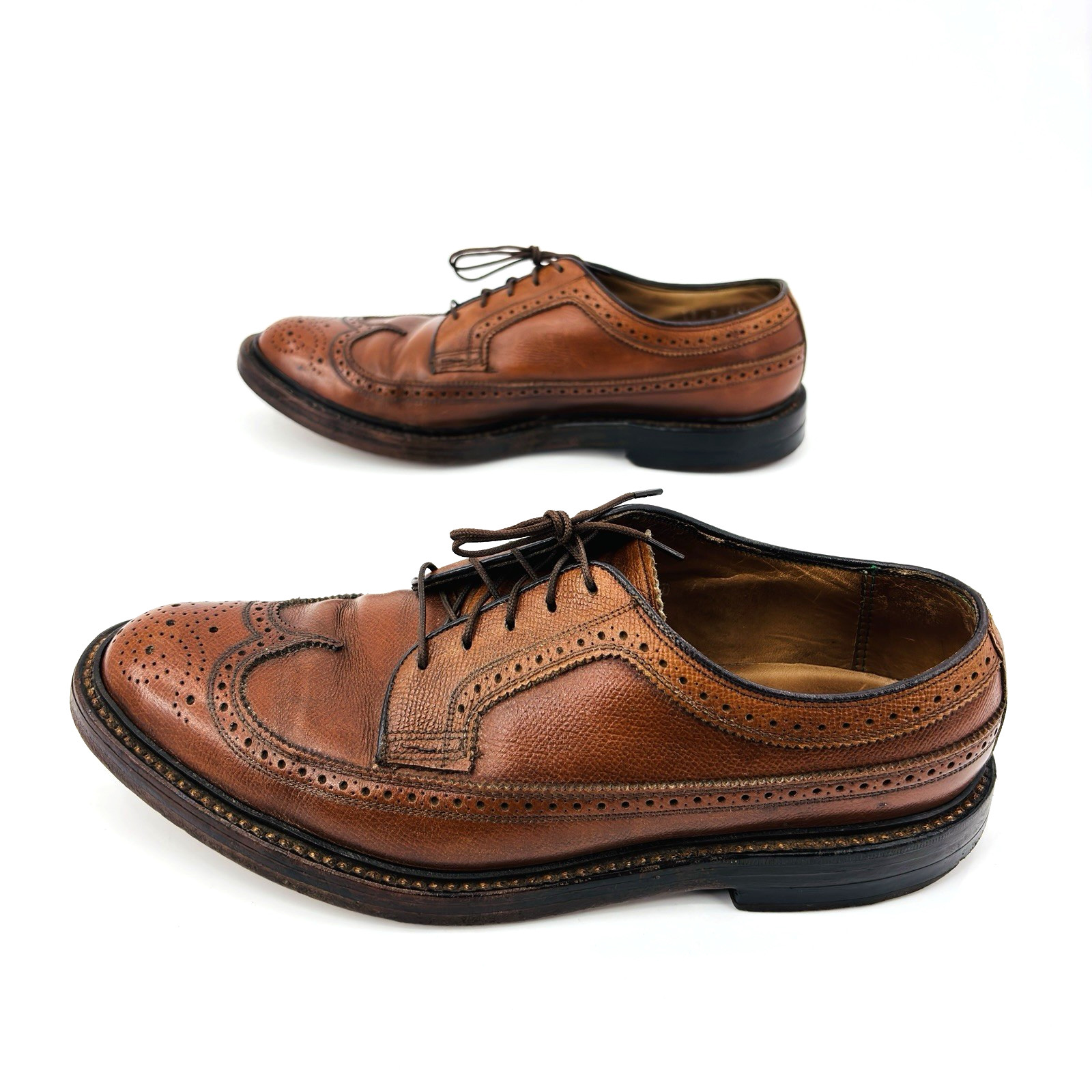 Men 9 D Vintage Florsheim Imperial Long Wingtip Dress Shoe Brown Leather V Cleat