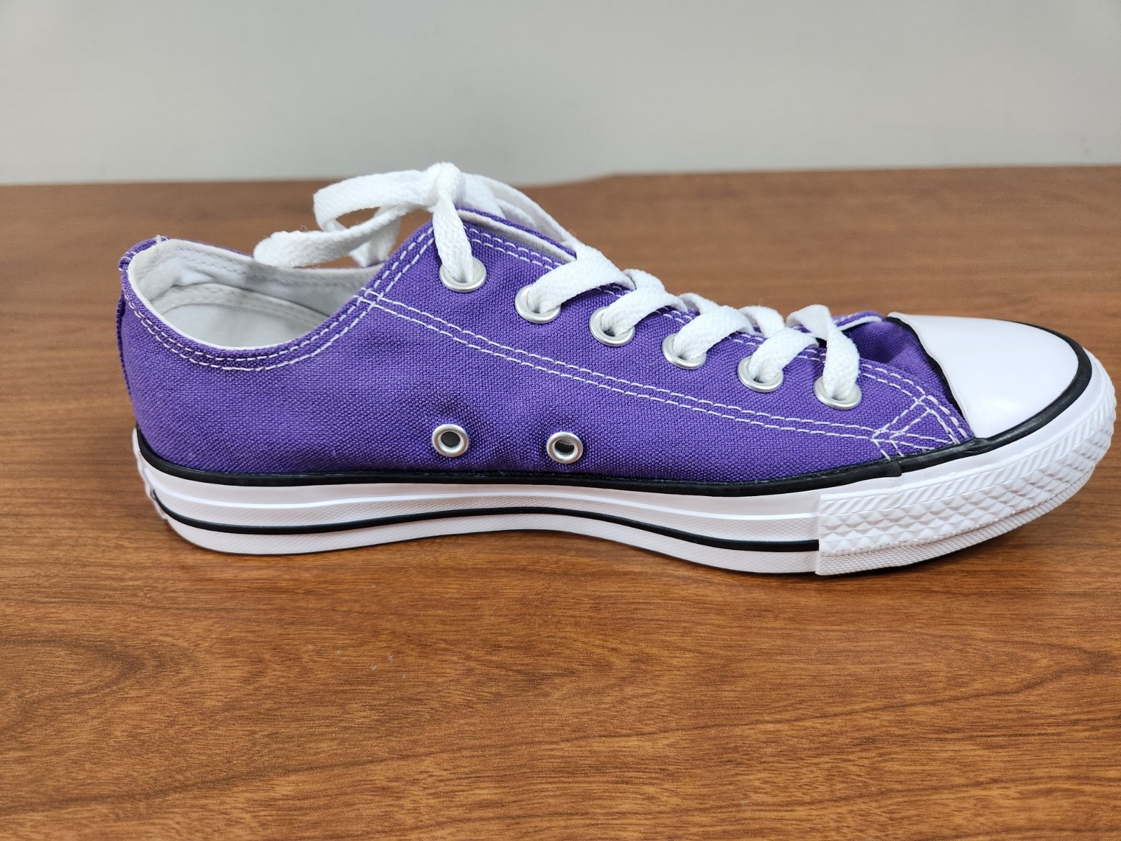 Converse Chuck Taylor All Star Low Electric Purple Shoes 137837F Men 5 Women 7