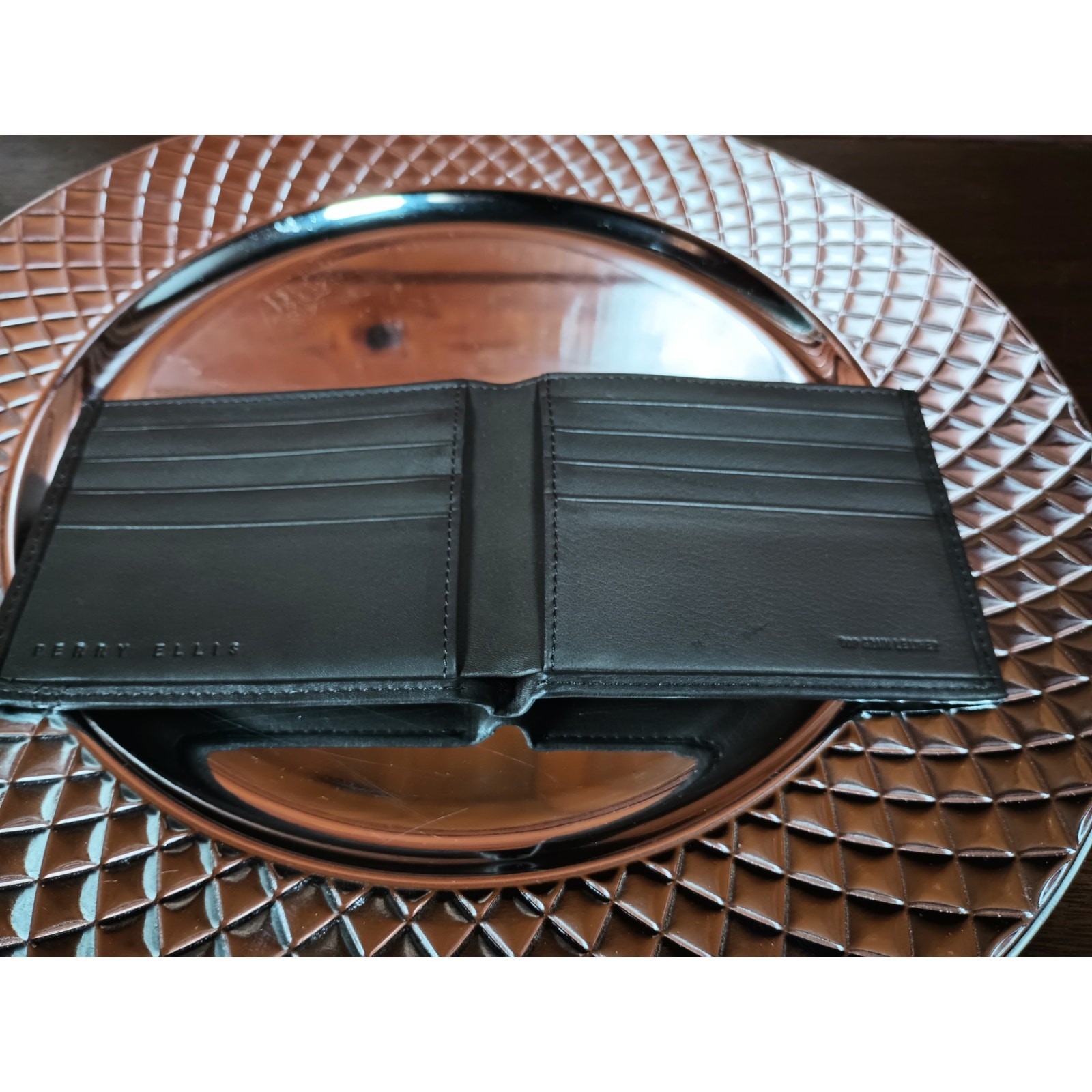 Perry Ellis Portfolio Men’s Black Top Grain Leather Bifold Wallet