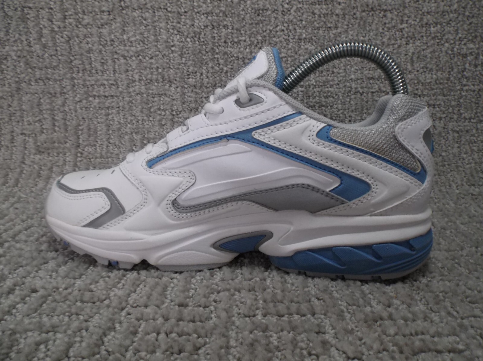 Avia Womens Running Shoes A110M White Blue Low Top Textured Leather Lace Up SZ 8