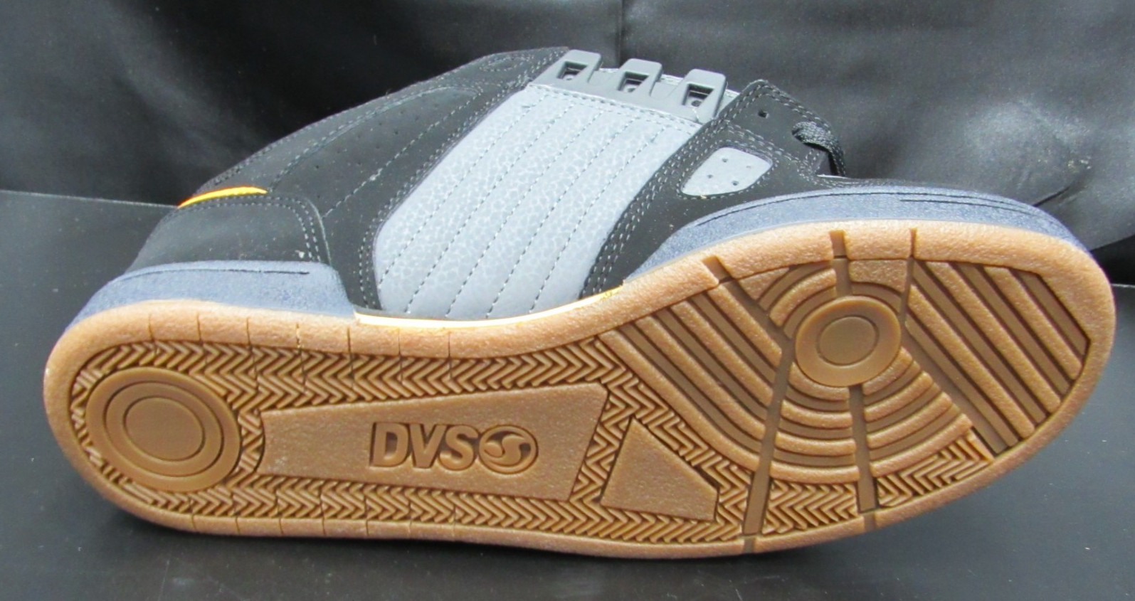 DVS Skateboard Shoes Celsius Black/Orange/Blue Men’s 9 972