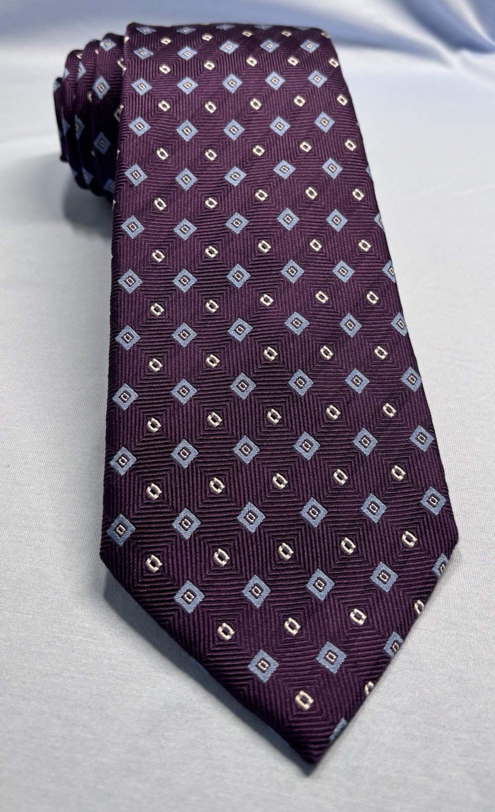Tasso Elba Hand Made Silk Tie Purple Plum Geometric Blue Diamond Over 60 X 3.75