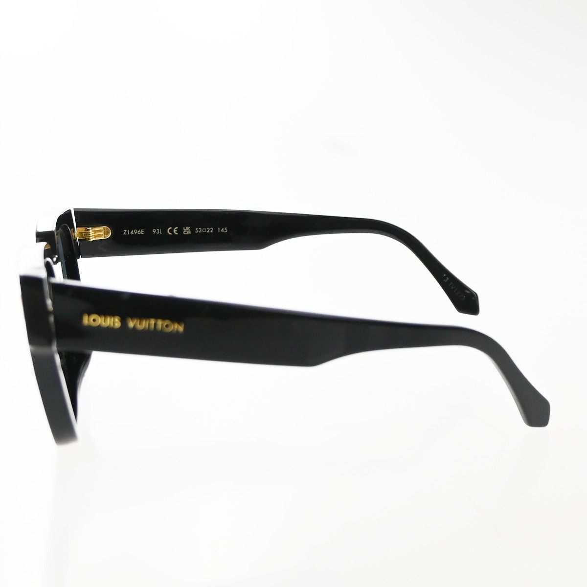 LOUIS VUITTON Escape Square Sunglasses Eye Wear Plastic Black GHW Z1496E 36EG390
