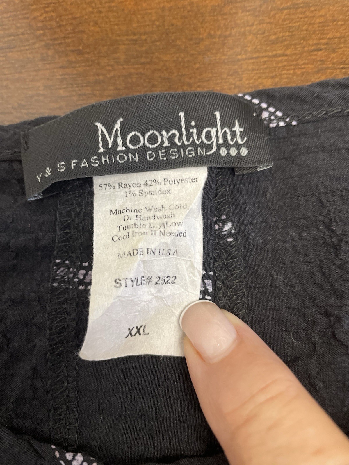 MOONLIGHT Y & S Fashion Size XXL Artsy Black/White Tunic Top Back Button Accent