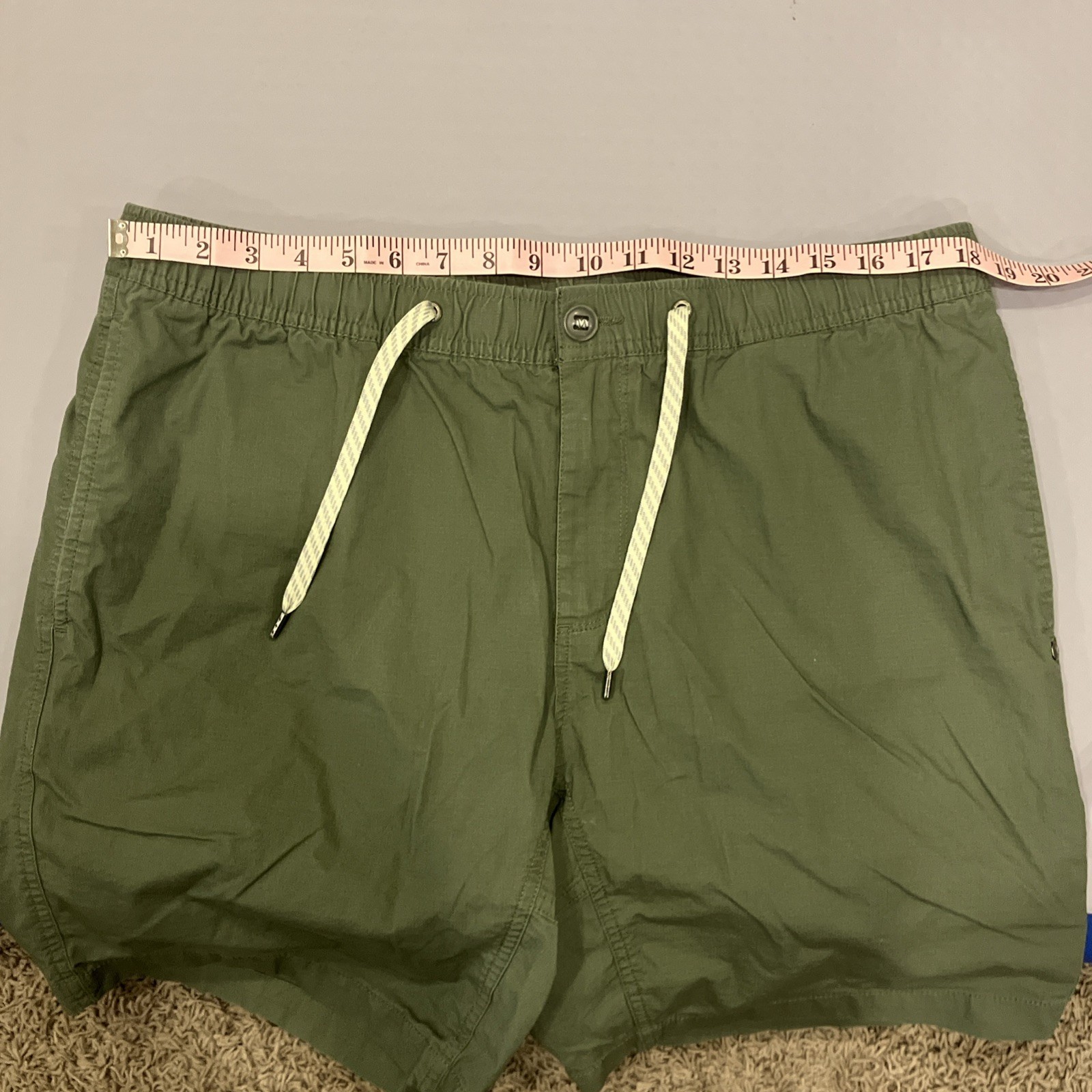 Vuori Ripstop Climber Shorts Mens XXL Olive Green V370 Drawstring Utility Pocket