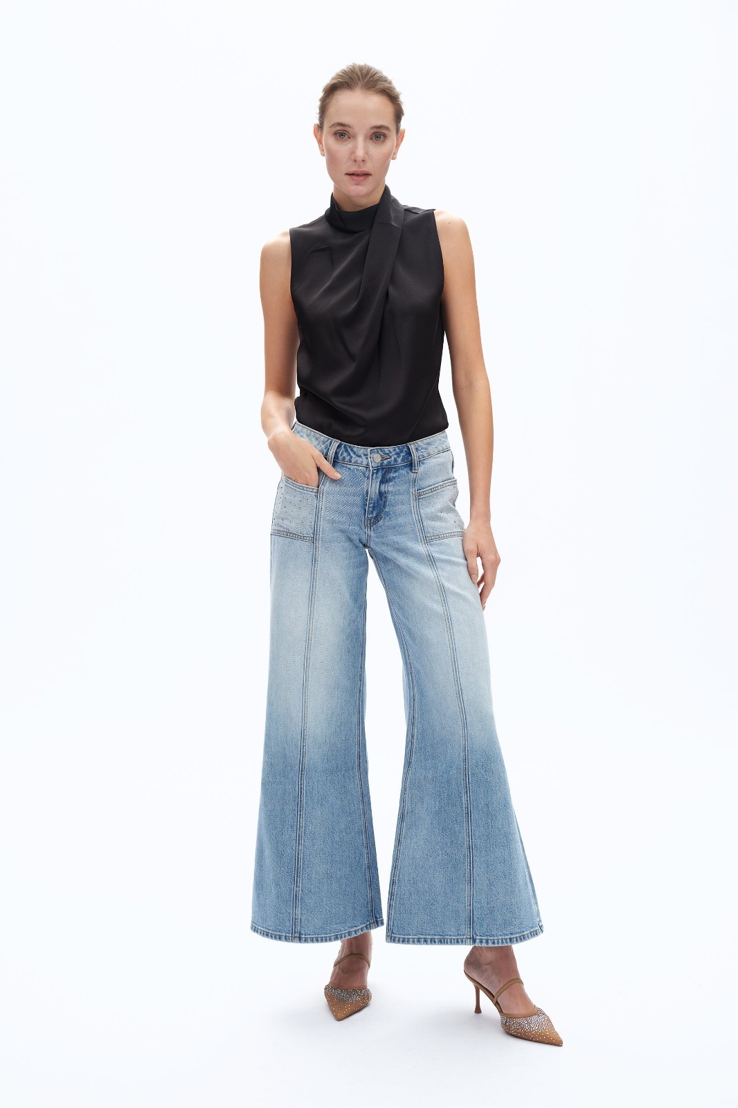 Bayeas Nordstrom mid-rise flare sparkle embellished jeans 26