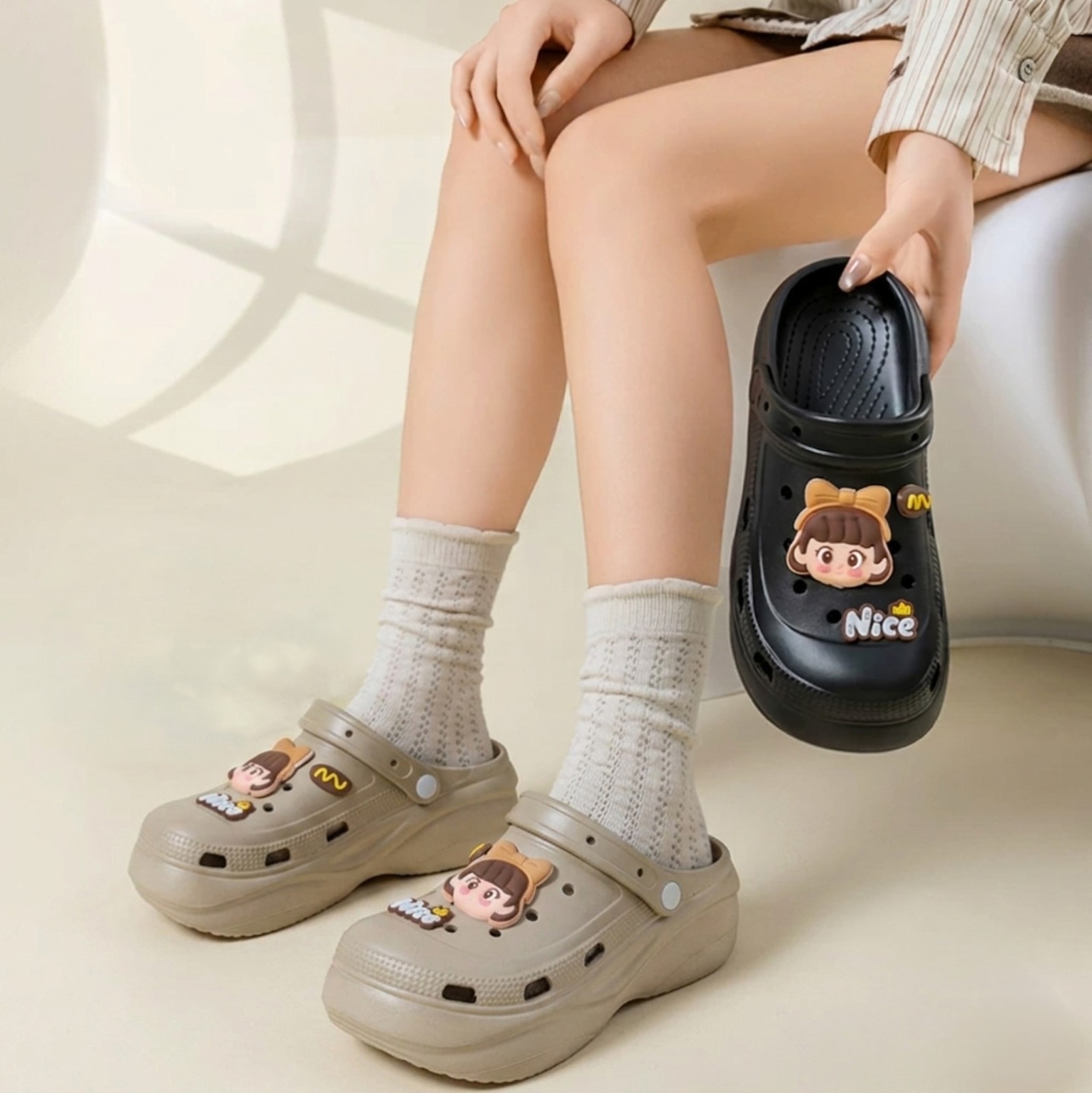 Women Platform Clogs Soft Sole Sandals NonSlip Cartoon charms Girl Slipper Shoes
