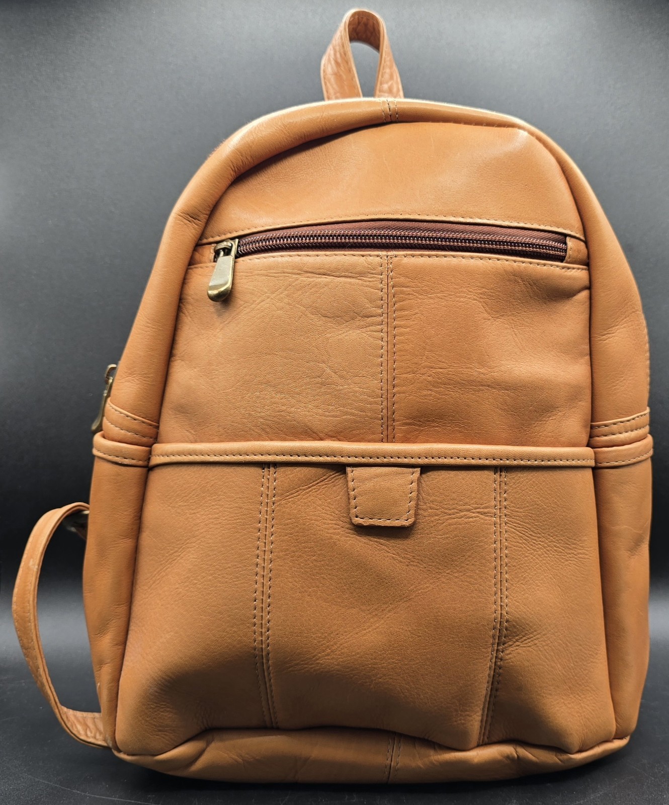 Le Donne Leather U-Zip Genuine Leather Sling Backpack Adjustable Strap Saddle