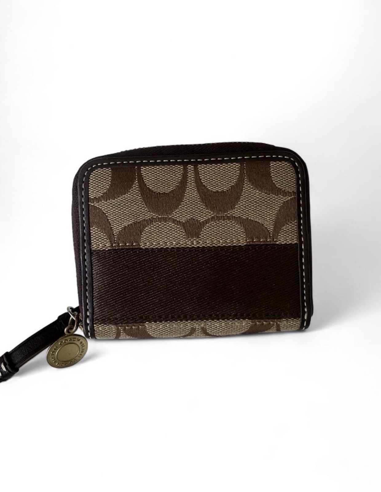 Coach Signature C Zip Around Coin Wallet Khaki Brown Jacquard Canvas Accordion