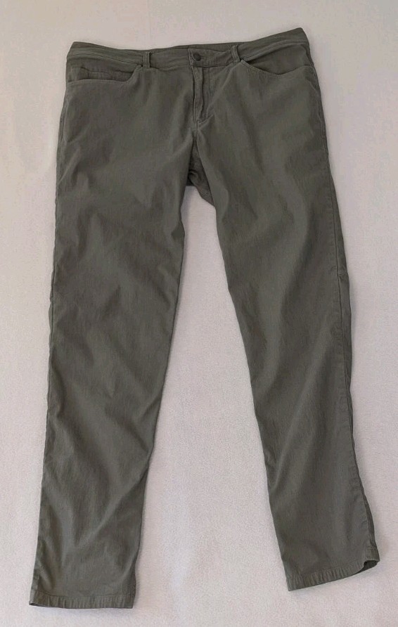 Lululemon Stretch Khaki Pants Waist 36″ Inseam 33″ Length 42″ Size 16 *READ