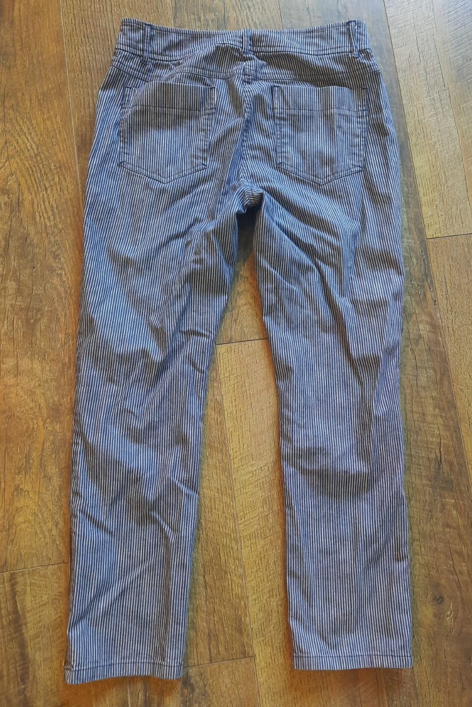 3 Women’s Size 4 /M Waist 26″-30″ Pants Lot Denim VTG Casual Cropped Capris