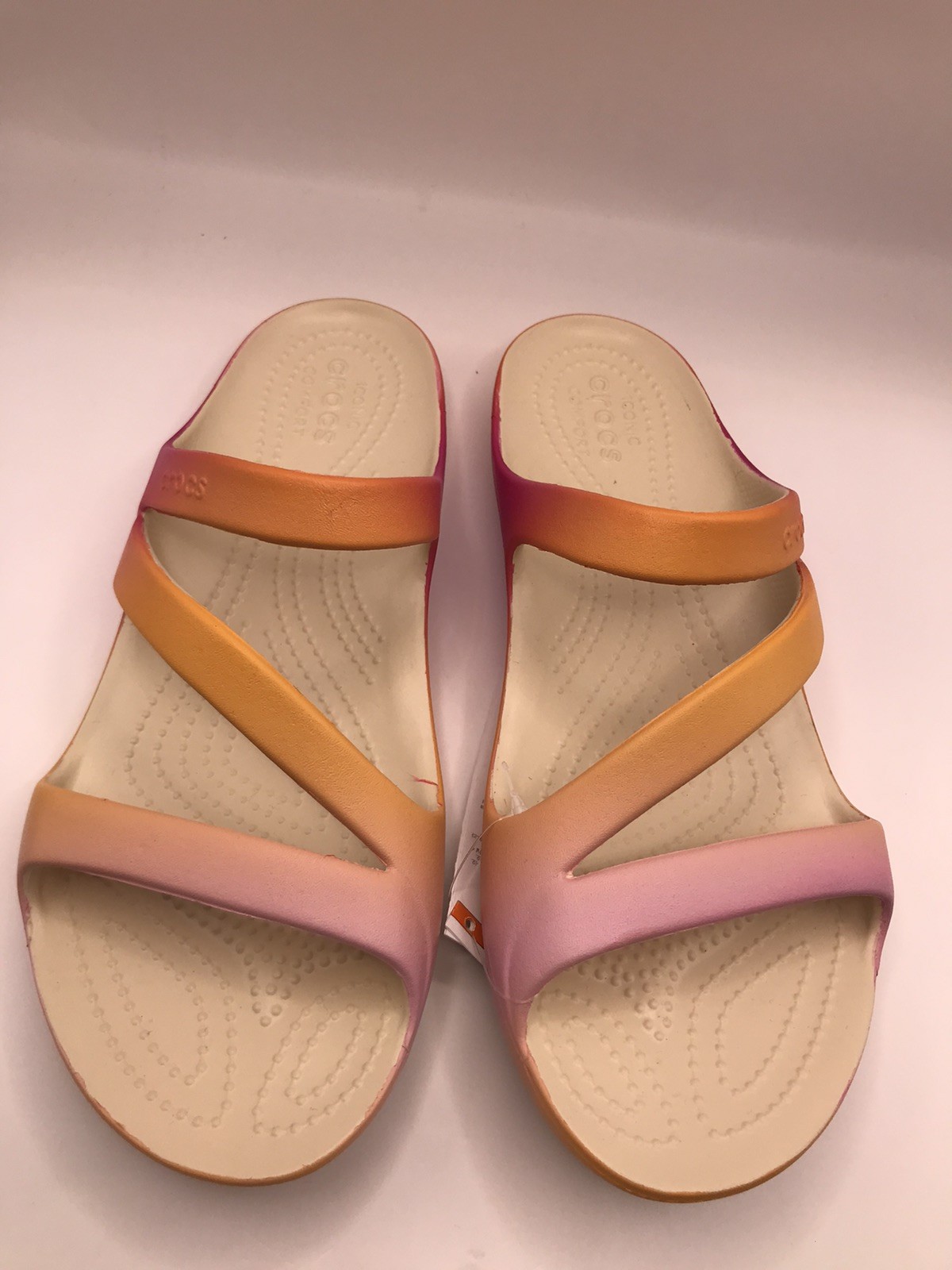 WOMEN’S CROCS KADEE II PINK/ORANGE OMBRE Z STRAP WATER FRIENDLY SANDALS 9 NWT