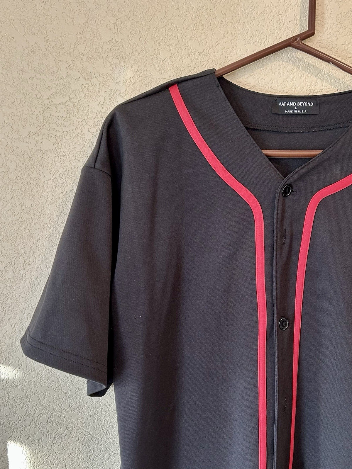 Hat and Beyond Men’s Size L Band Collar Button-Up Shirt Black Red Trim