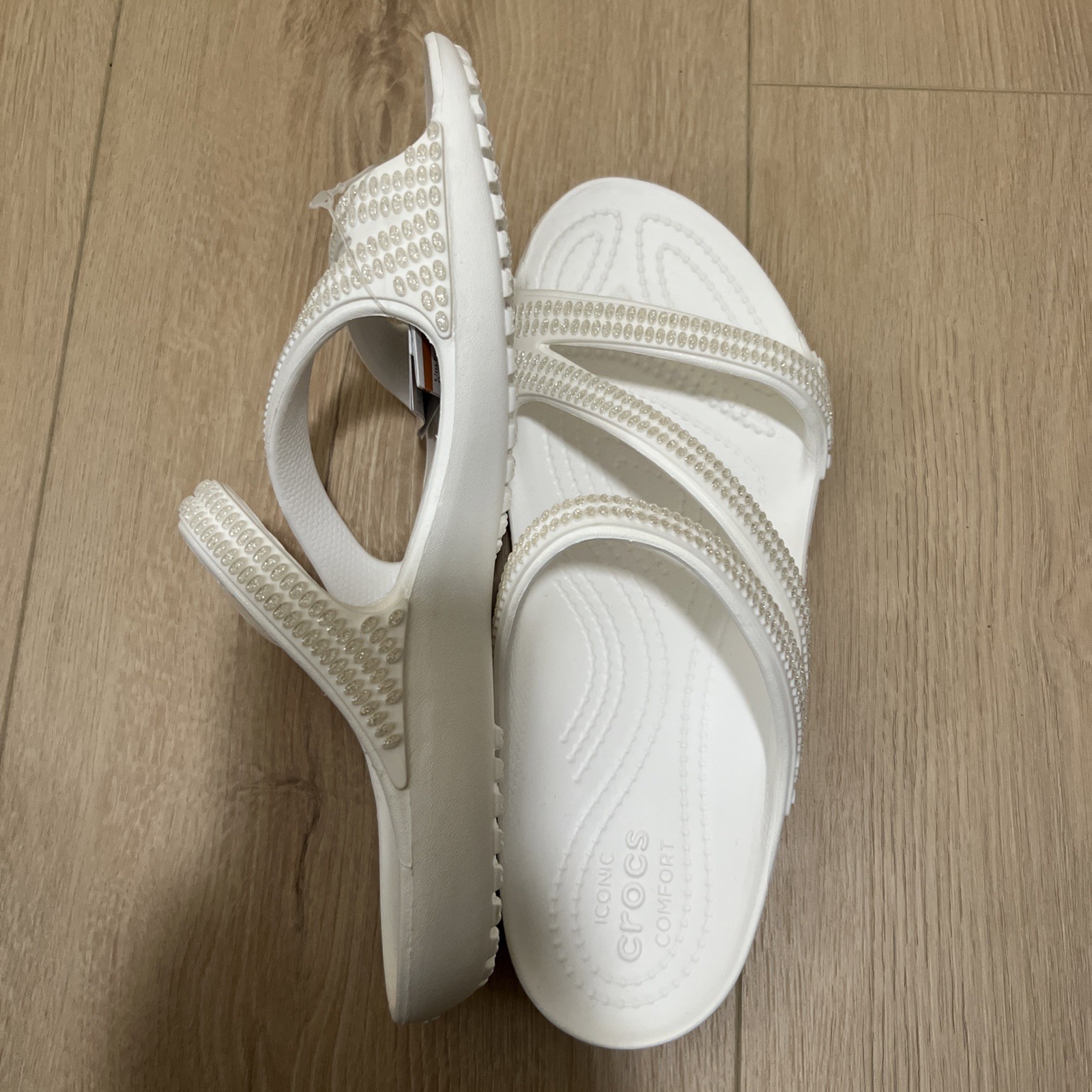 Crocs Kadee II Strappy Sandals Embellished Rhinestones White Vacation Resort 8