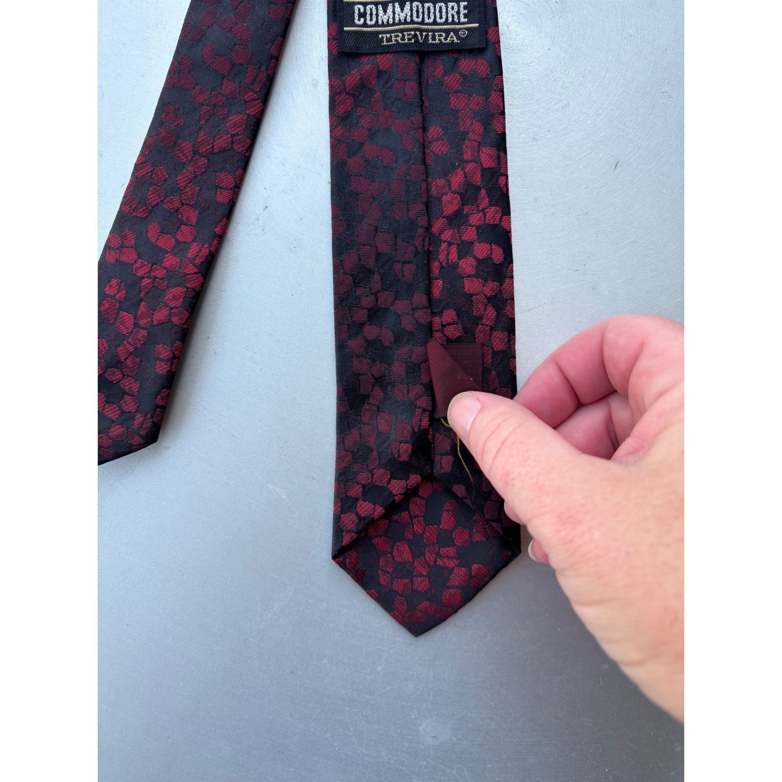 Vintage Commodore Trevira Burgundy Black Geometric Mosaic Necktie 3in Width