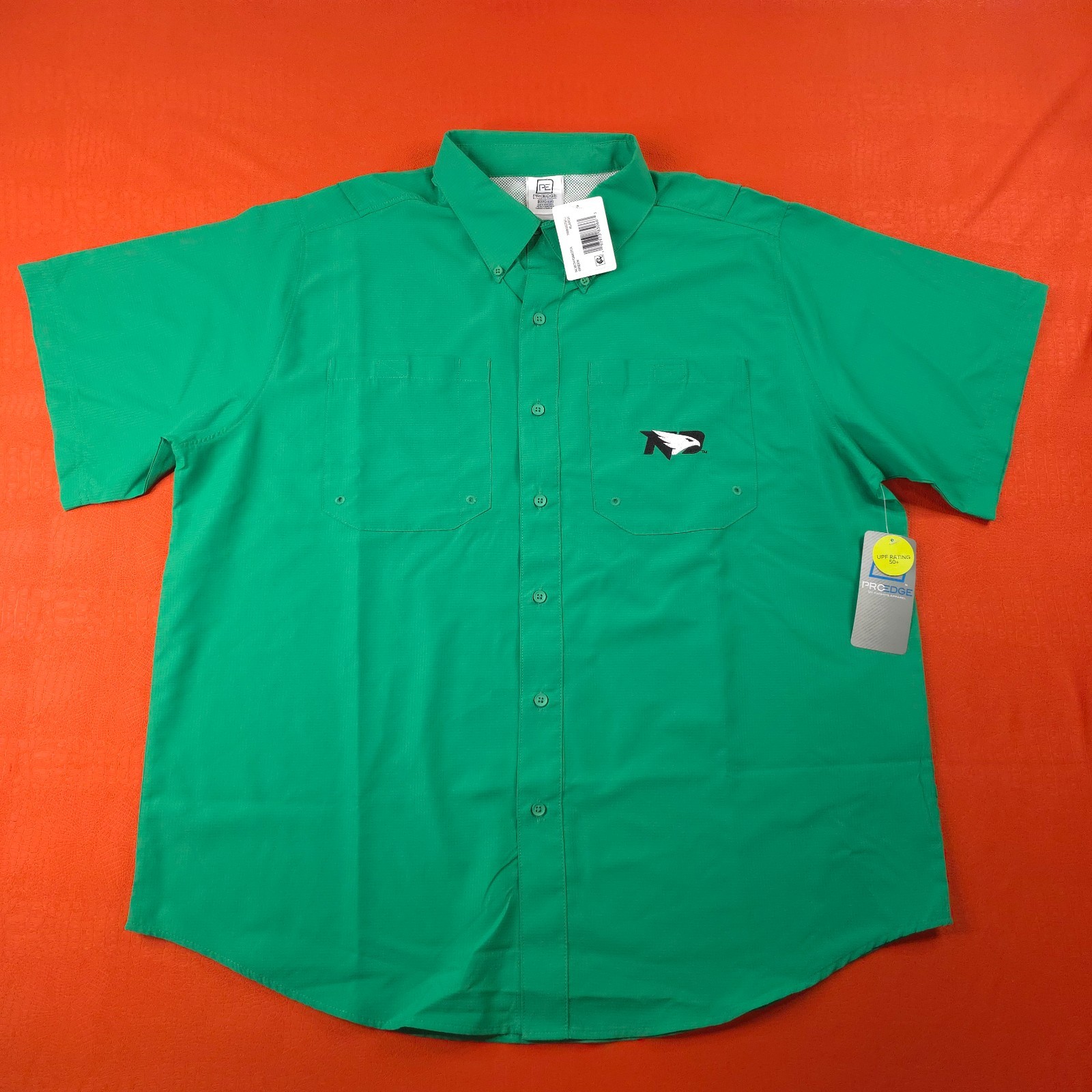 NWT North Dakota Fighting Hawks NCAA Men’s XL Button-Up Shirt Green ProEdge