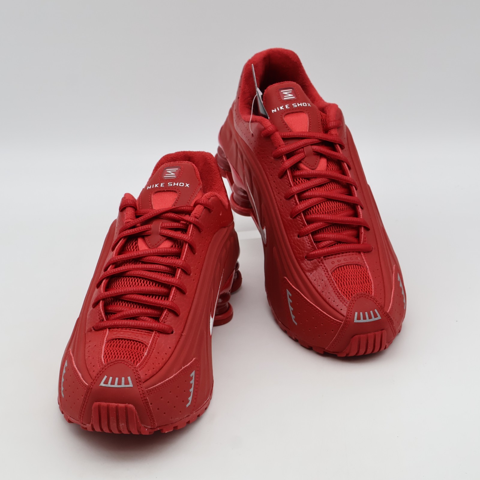 IQ0608-687 Nike Shox R4 Gym Red Metallic Silver (Men’s)